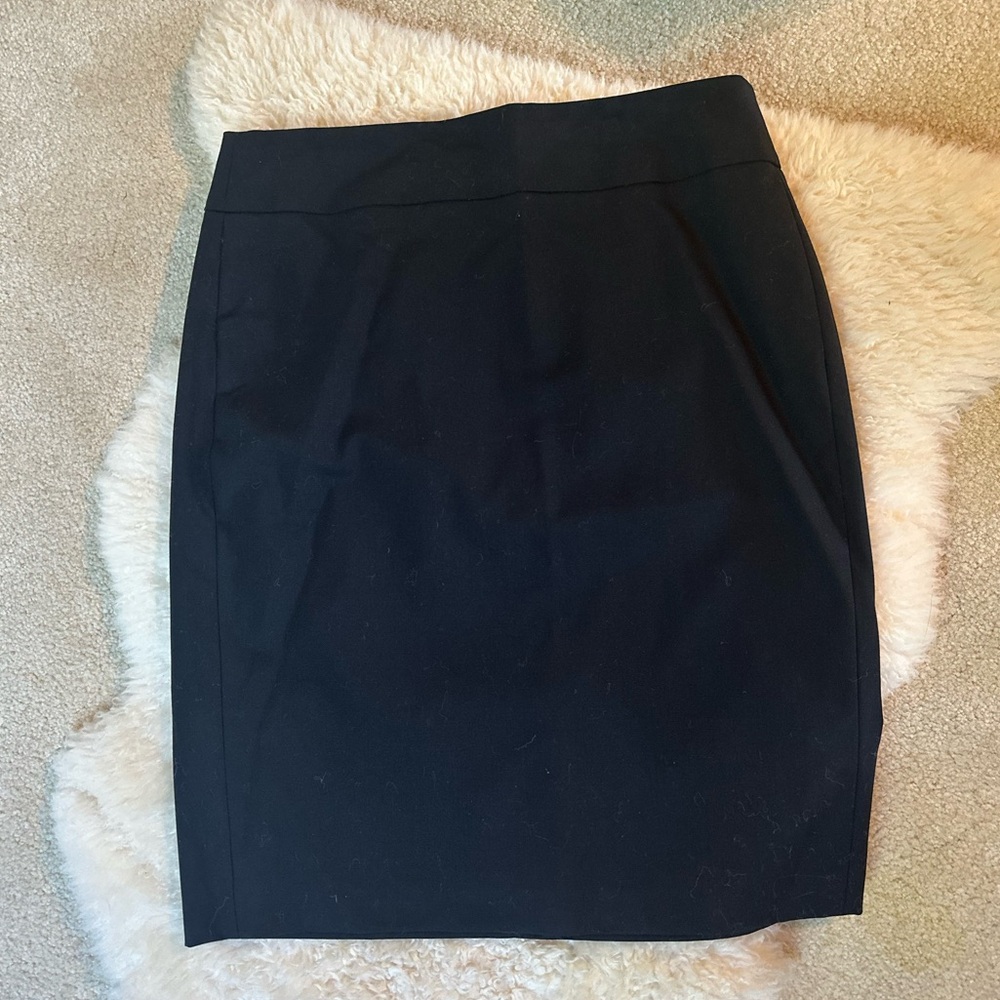Banana Republic Classic Black Pencil Skirt